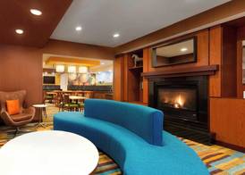 Fairfield Inn & Suites Midland 2