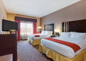 Holiday Inn Express & Suites ALPINE SOUTHEAST by IHG 2