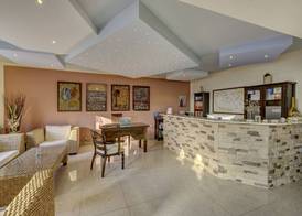 Sunrise Beach Suites 3