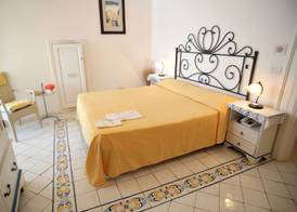 Hotel La Casa sul Mare 5