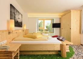 Hartweger's Hotel 4