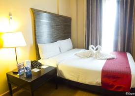 Lancaster Hotel Manila 3