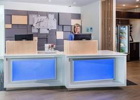 Holiday Inn Express & Suites RICE LAKE by IHG 2