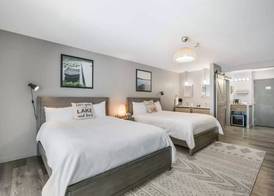 Victorian Inn Elkhart Lake 5