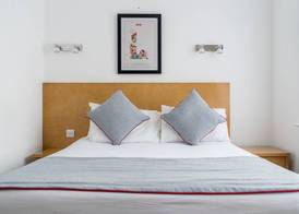 Flexistay Aparthotel Sutton 5