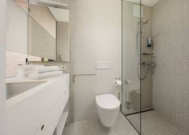 Hotel Bergamo Modern & zentral in Ludwigsburg 24h Check in 3 Min zum Schloss nachhaltiges Hotel in Holzbauweise 4
