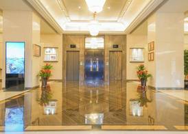 Broadway Mansions Hotel - On the bund 3