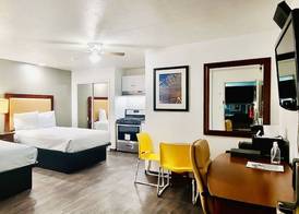 Oceanside Inn & Suites, a Days Inn by Wyndham 4