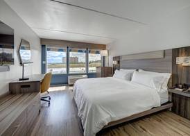 Holiday Inn Express Corpus Christi - Beachfront by IHG 5