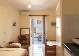 Thanasis Studios 3