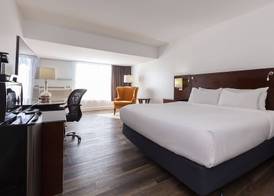 Strata Hotel 5