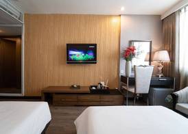The White Hotel 8A Thai Van Lung 4