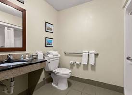 Comfort Suites Nashville near Percy Priest Lake 5