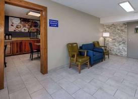 Days Inn by Wyndham Winchester 2