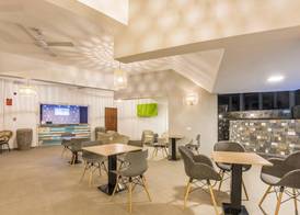 Azur Paradise Hotel & Rooftop Bar 2