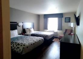 Econo Lodge Inn & Suites Springfield Main Street 3