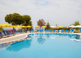 Lion Hotel 3