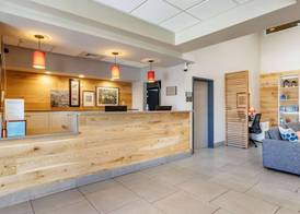 Country Inn & Suites by Radisson, Lumberton, NC 5