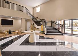 B&B HOTEL Jacksonville Airport - Newly Renovated! 4