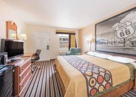 Economy Suites Fairgrounds 3
