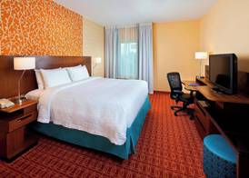 Fairfield Inn & Suites Houston Hobby Airport 3