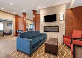 Comfort Suites West Indianapolis - Brownsburg 2