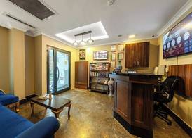 Aristocrat Hotel 2