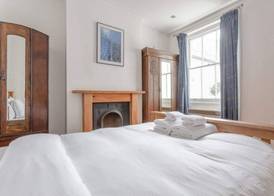 Modern 2 Bedroom flat in Central London 5