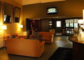 Travelodge by Wyndham Ottawa East 2