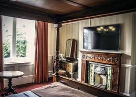 Brook Hall Hotel 4