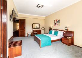 Hotel Colmeia 4