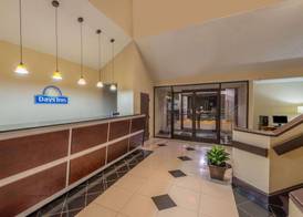 Days Inn by Wyndham Yadkinville 2