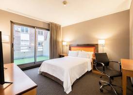 Holiday Inn Express PUERTO MADERO by IHG 2