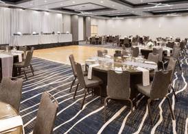 Delta Hotels by Marriott Minneapolis Northeast 2