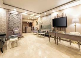 Raymond Hotel Old City 4