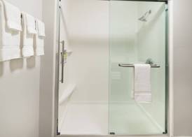 Holiday Inn Express & Suites LAKE HAVASU - LONDON BRIDGE by IHG 4