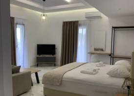 MANGO Skiathos 3