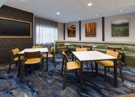 Fairfield Inn by Marriott Joliet South 5