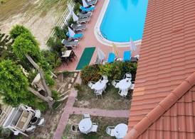 Carna Garden Hotel 3