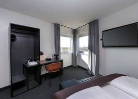 B&B Hotel Berlin-Airport 4