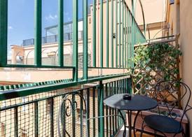 Blue Inn Luxury Suites 2