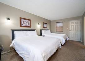 The Hamilton - Lakefront & Studio Suites, Hot Springs 3