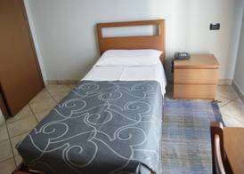 Parini Hotel 5