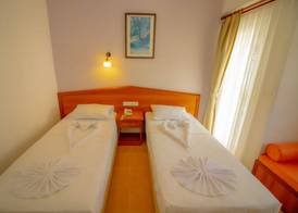 Celeste Hotel 3