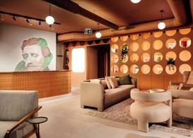 Coeo Hernan Ruiz Rooftop Pool Hostel 4