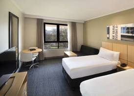 Mercure Sydney Macquarie Park 5