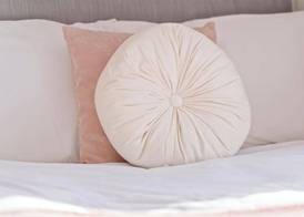 1 Bedroom Apartment Sleeps 4, Free Parking, Tv 4