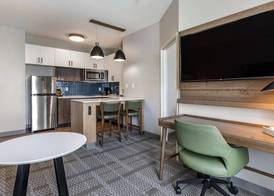 Staybridge Suites DALLAS - GRAND PRAIRIE by IHG 4