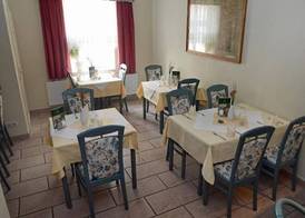 Hotel garni Goldene Henne 5