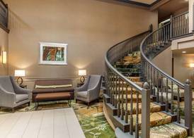 Quality Suites Sherman 2